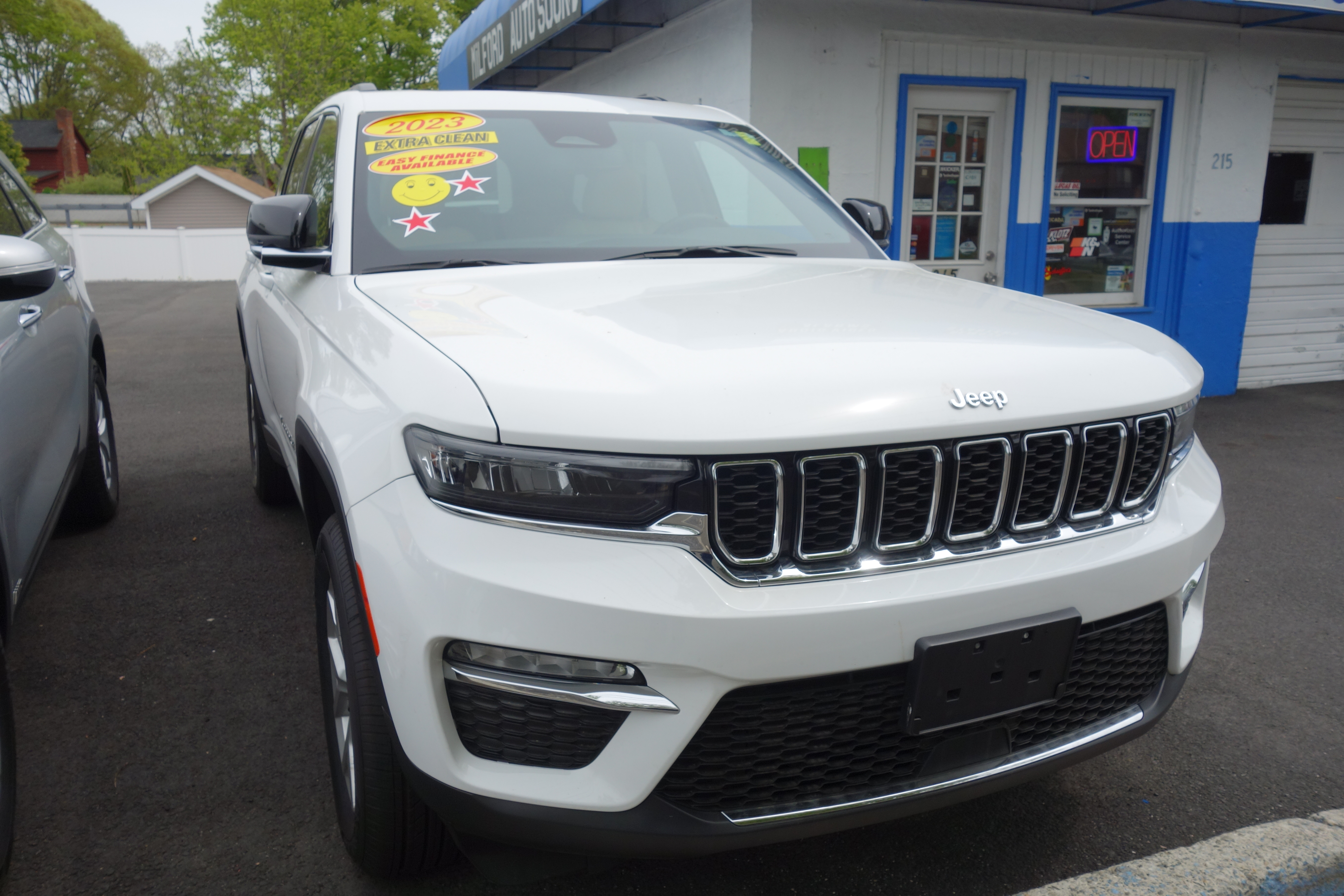 2023 Jeep Grand Cherokee Laredo for sale in Milford, CT